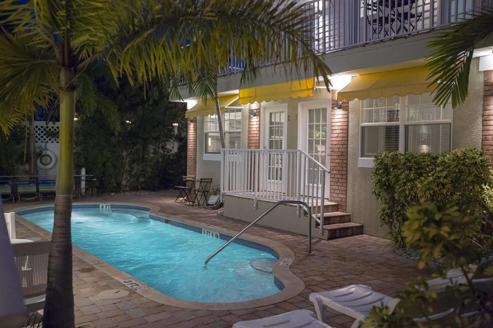 Coconut Inn Pass-A-Grille Beach St. Pete Beach Zewnętrze zdjęcie